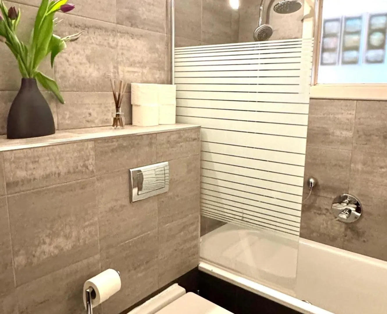 Historical Apartment In City Center Viena